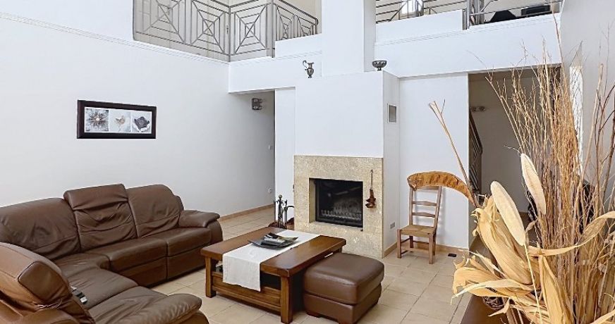 vente Villa Montady