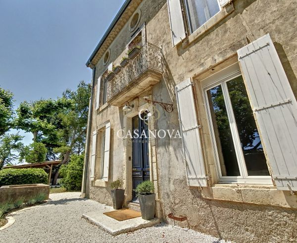 sale Pezenas