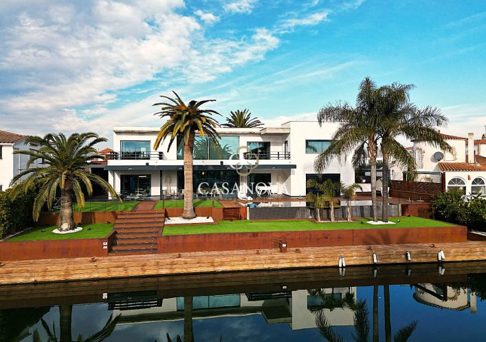 sale Villa Empuriabrava