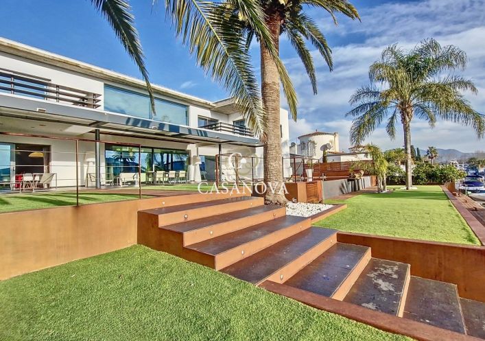 sale Villa Empuriabrava