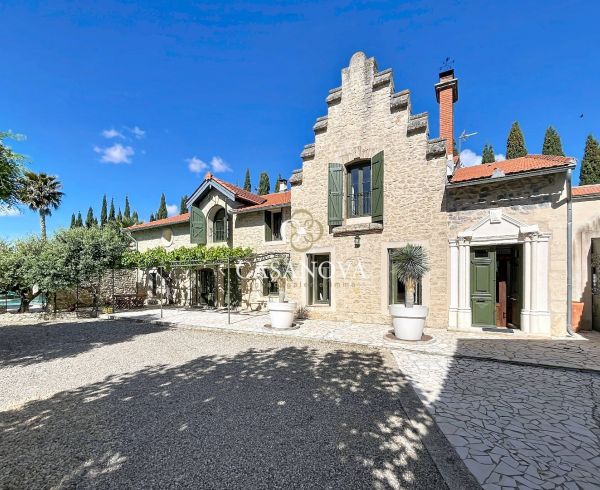 sale Pezenas
