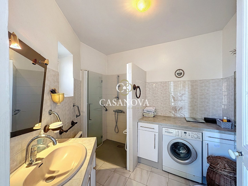vente Maison de village Brignac - Photo 8