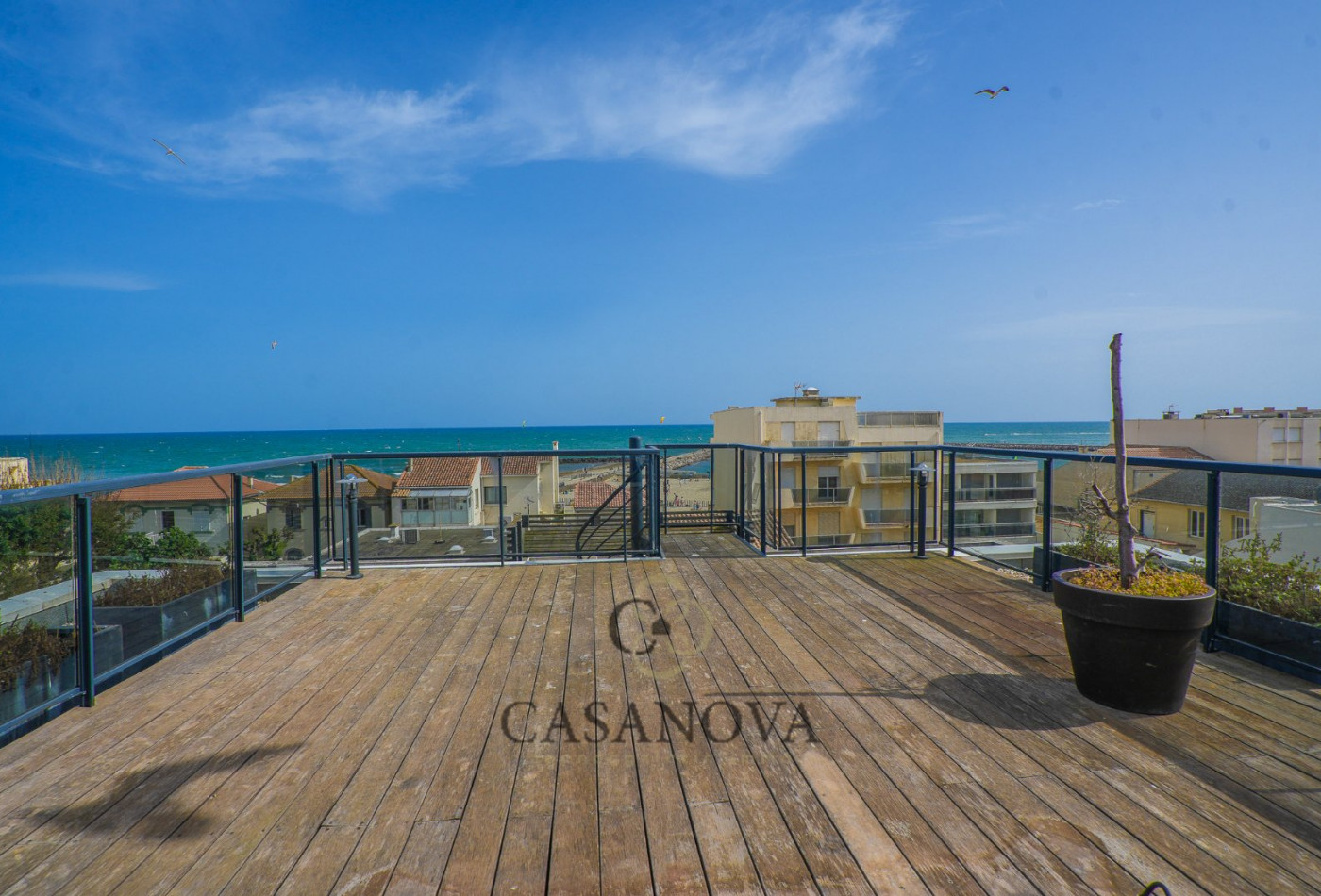 sale Appartement rénové Carnon Plage (mauguio) - Photo 1