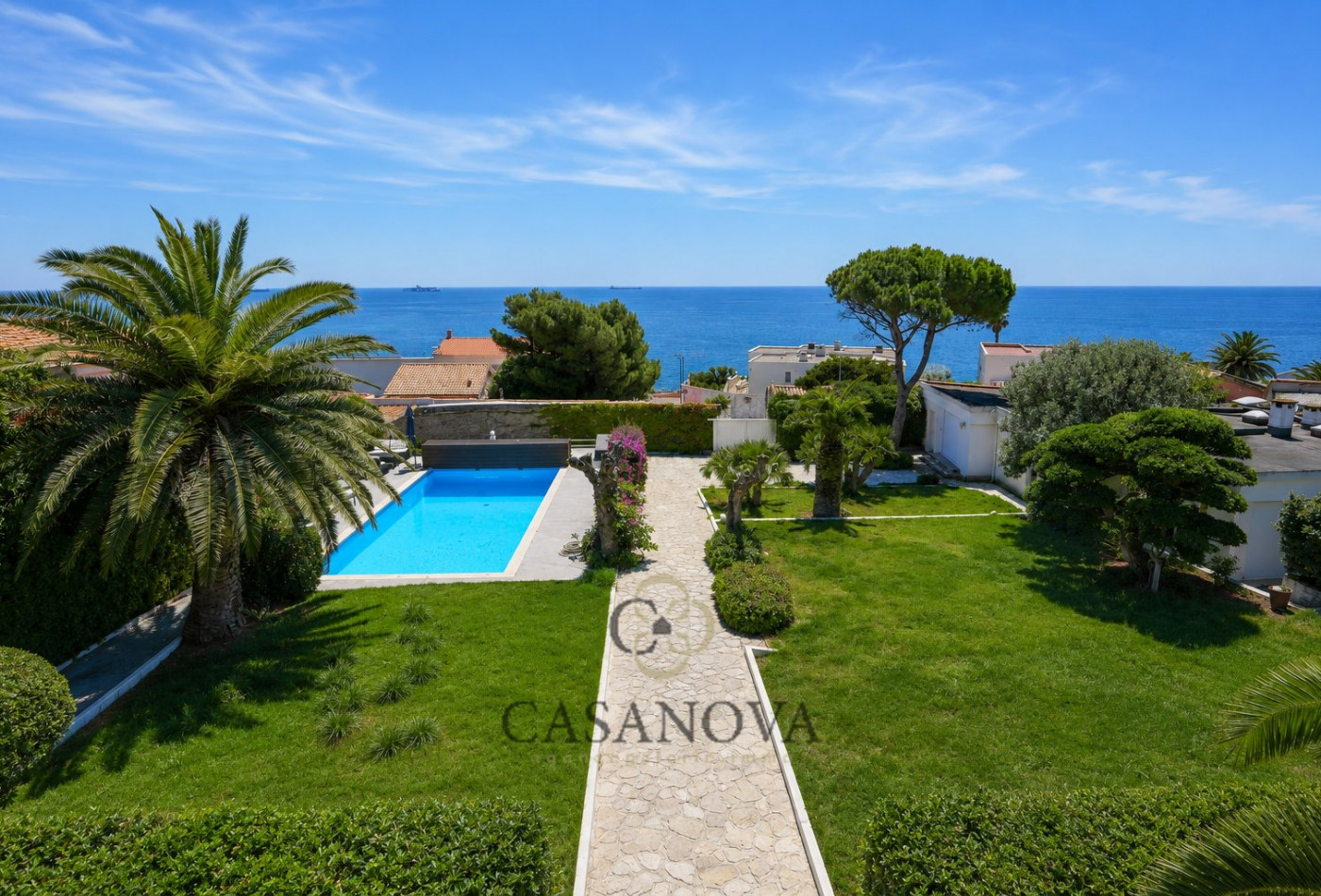 vente Maison et dépendances Sete - Photo 1