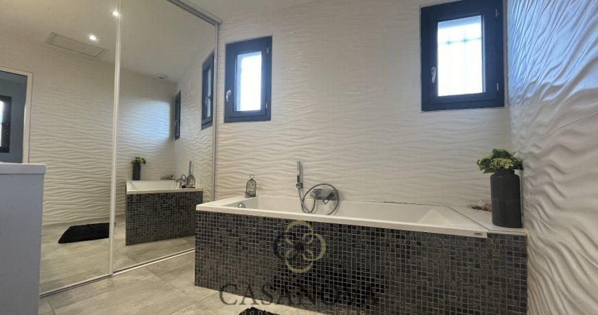 location Maison Calvisson