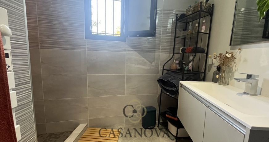 location Maison Calvisson