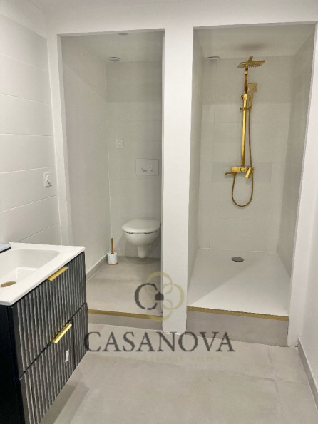 vente Appartement Nimes - Photo 7