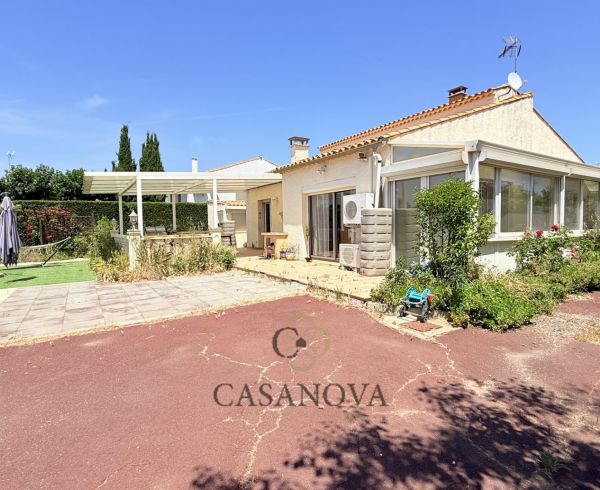 sale Marseillan