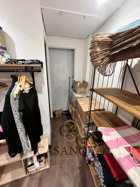 vente Prêt à porter Mauguio - Photo 9
