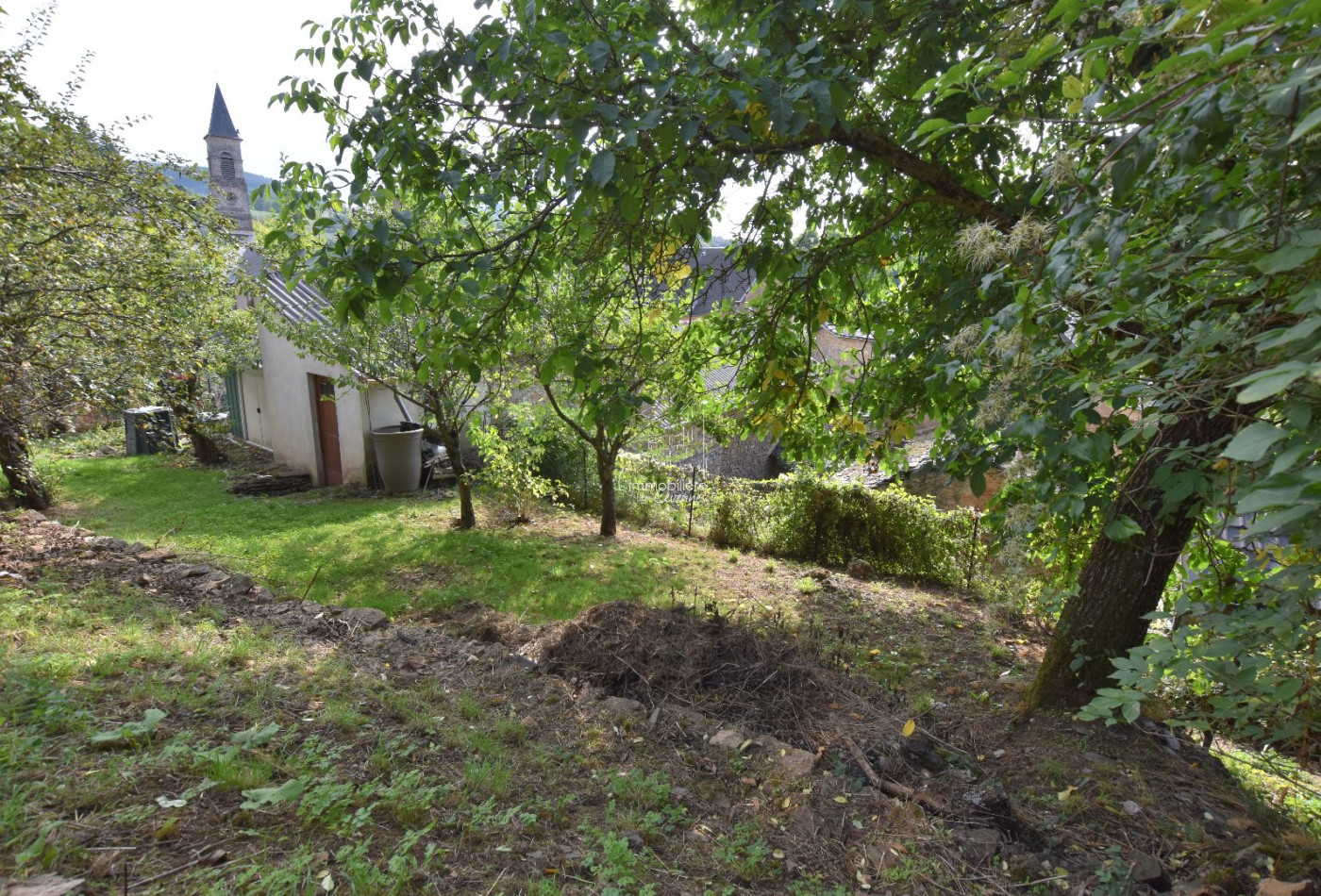 sale Maison de village Lanuejols - Photo 2