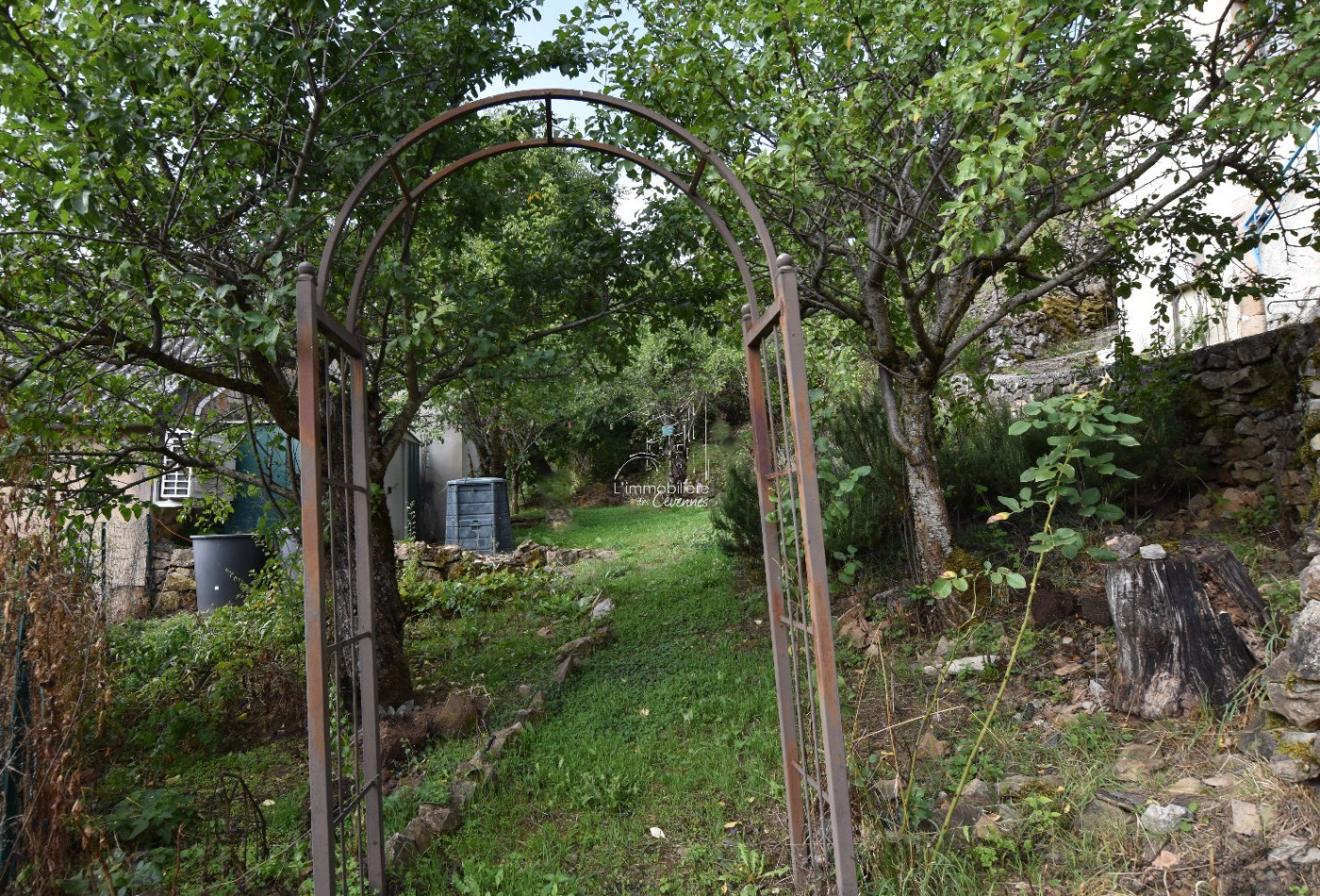 sale Maison de village Lanuejols - Photo 3