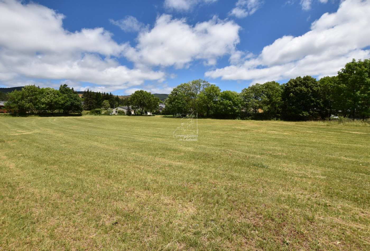 vente Terrain constructible Saint Sauveur Camprieu - Photo 1