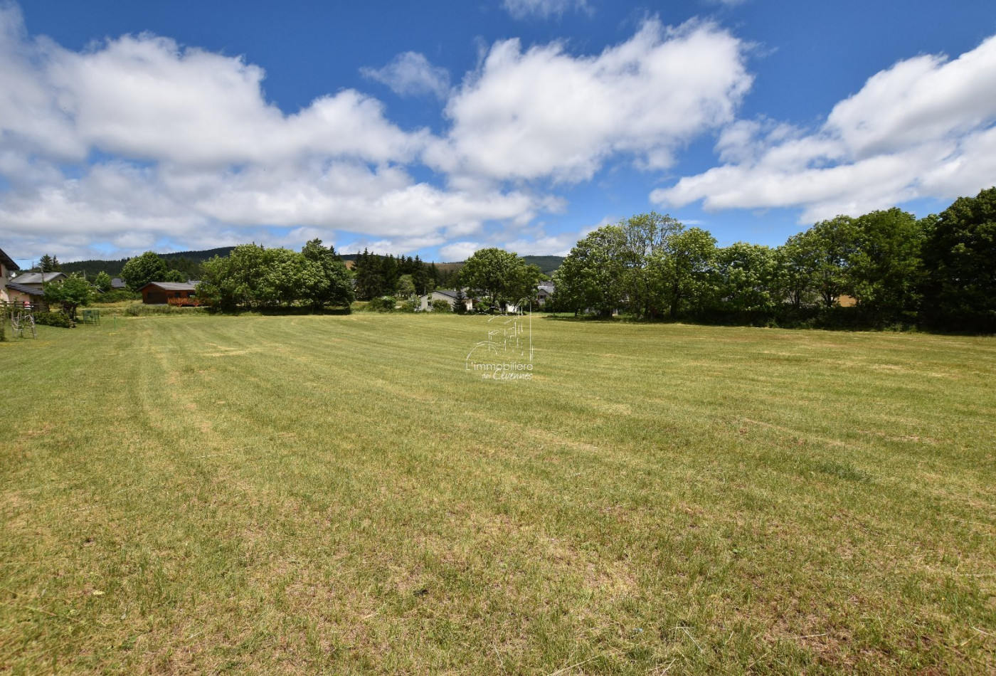 vente Terrain constructible Saint Sauveur Camprieu - Photo 1