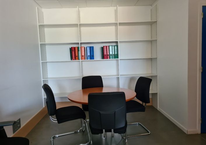 à louer Bureau Castries