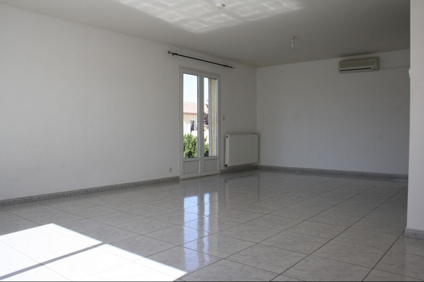 sale Villa Montady - Photo 3