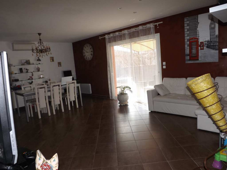 sale Villa Montady - Photo 1