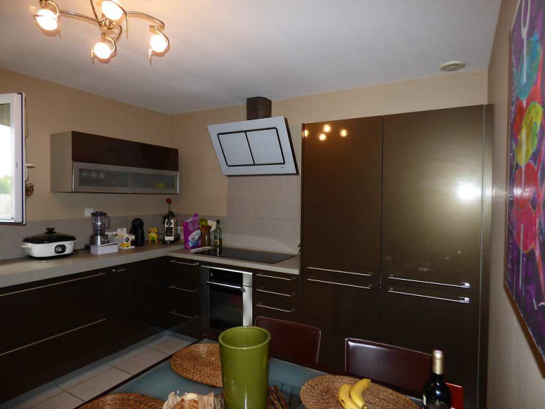 sale Villa Montady - Photo 1