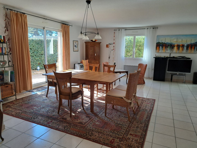 sale Villa Montady - Photo 3