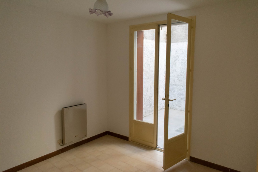 sale Maison de village Creissan - Photo 5