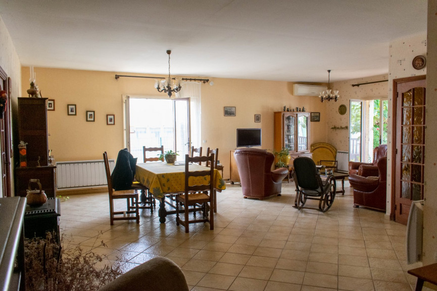 sale Villa Montady - Photo 1