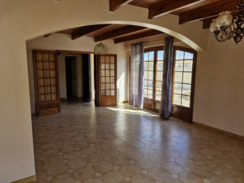 sale Villa Montady - Photo 3