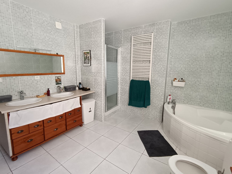 vente Maison de village Cruzy - Photo 6