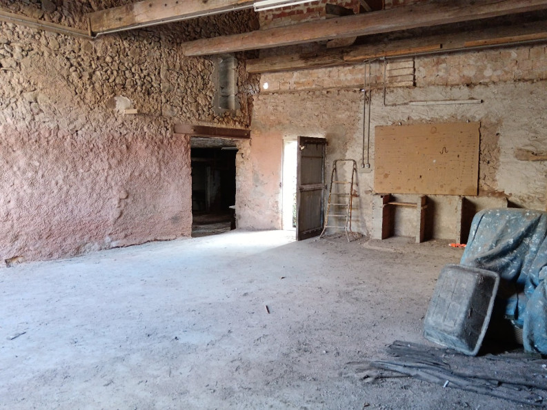 vente Remise en pierre Cruzy - Photo 2