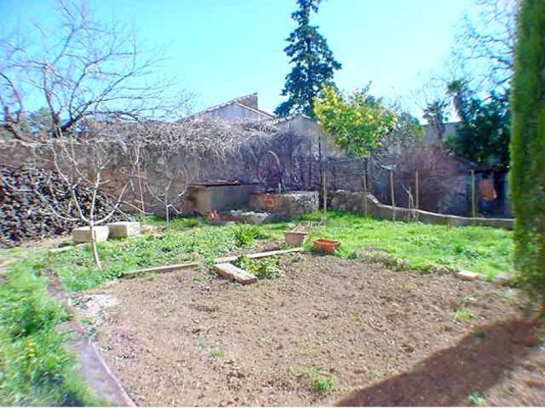 sale Remise en pierre Creissan - Photo 2