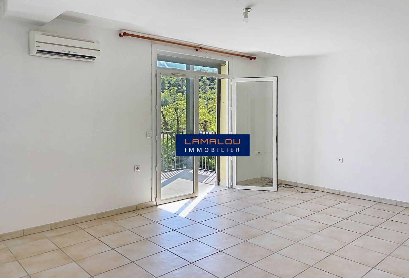 location Appartement en résidence Lamalou Les Bains - Photo 1