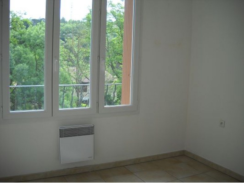 location Appartement en résidence Lamalou Les Bains - Photo 6