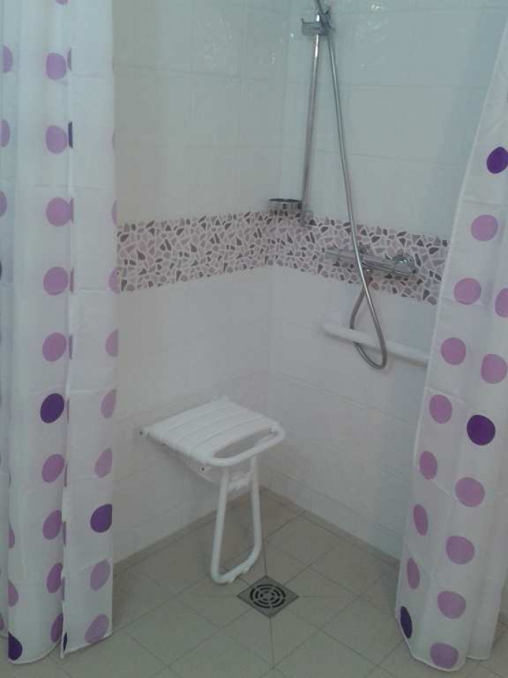 en location saisonnière Maison Lamalou Les Bains - Photo 7