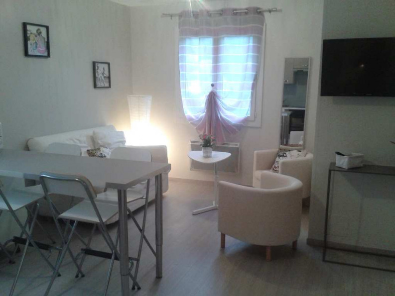 en location saisonnière Maison Lamalou Les Bains - Photo 4