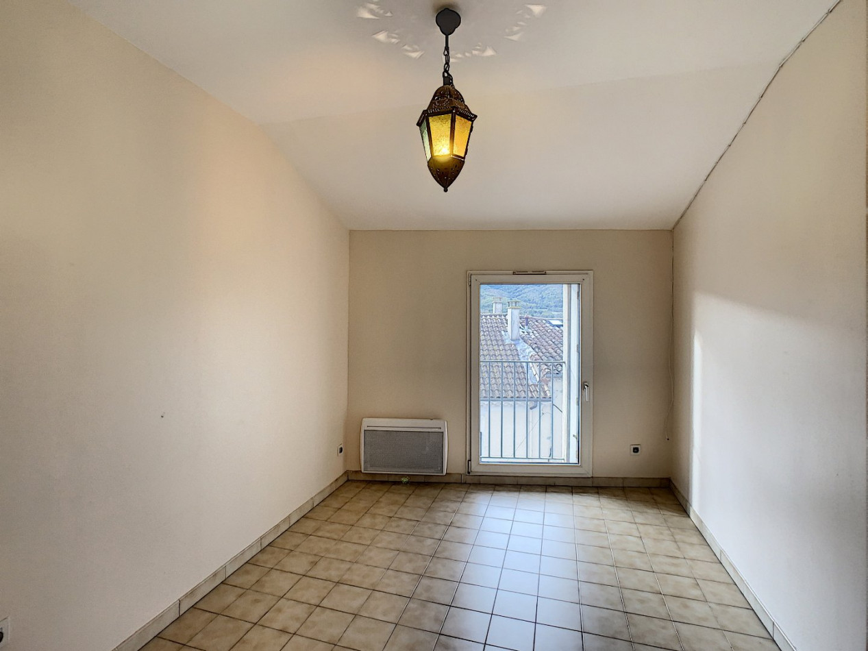 location Duplex Herepian - Photo 9
