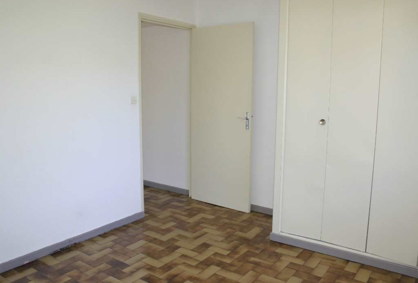 location Maison Lamalou Les Bains - Photo 13