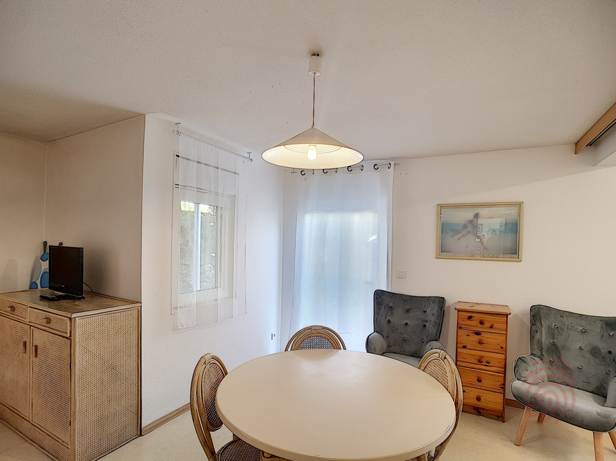 en location saisonnière Appartement Lamalou Les Bains - Photo 2