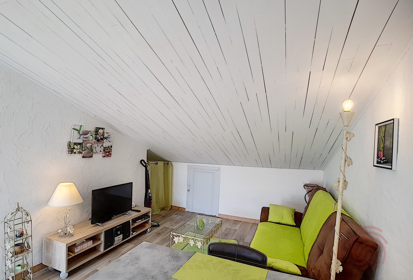 en location saisonnière Appartement Combes - Photo 2