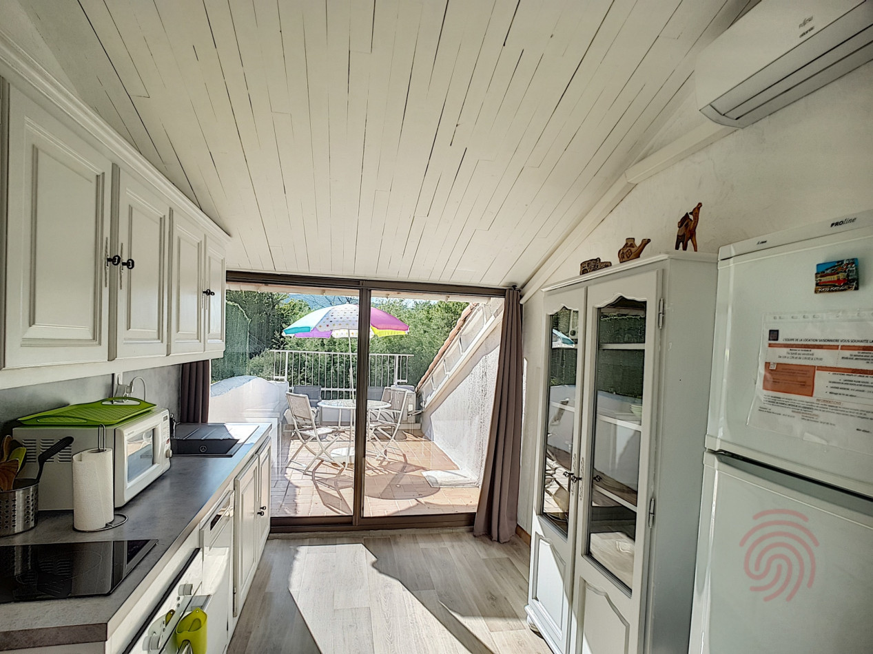 en location saisonnière Appartement Combes - Photo 5