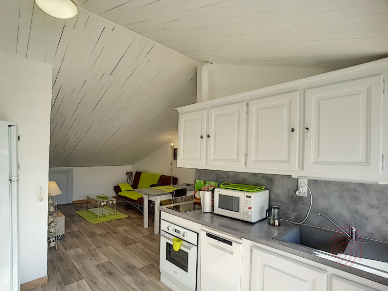 en location saisonnière Appartement Combes - Photo 6