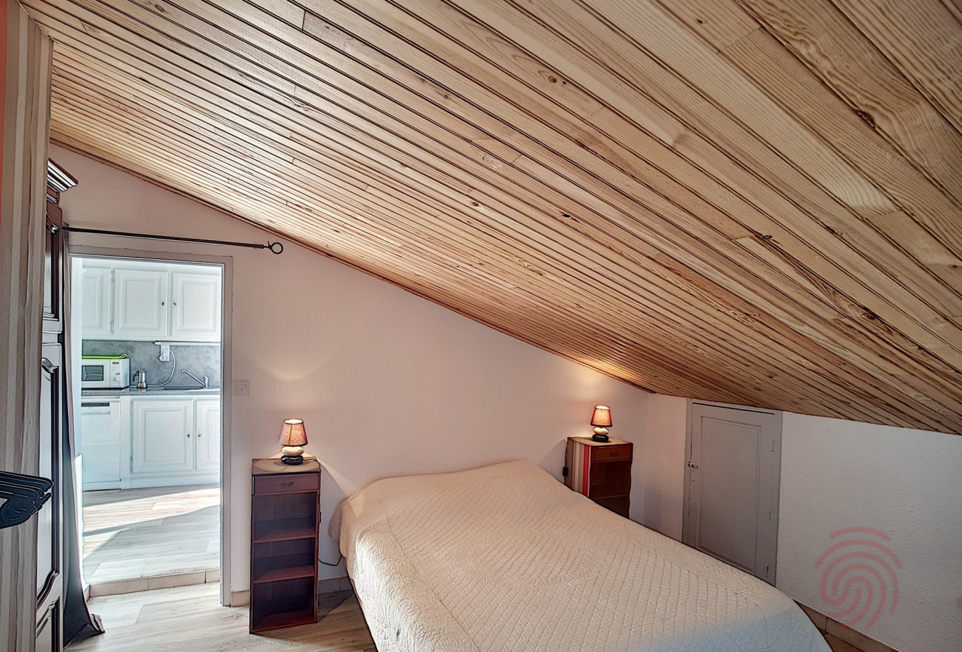 en location saisonnière Appartement Combes - Photo 9