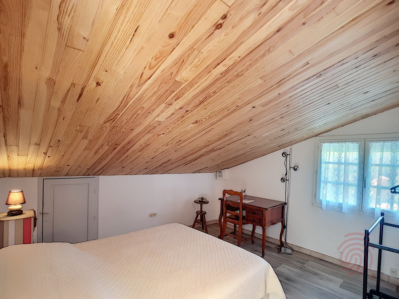 en location saisonnière Appartement Combes - Photo 10