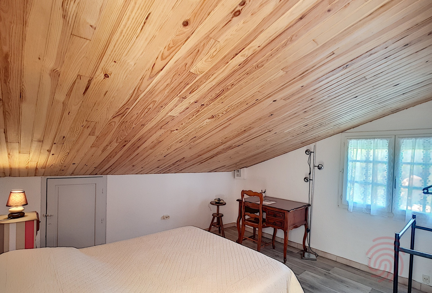 en location saisonnière Appartement Combes - Photo 10