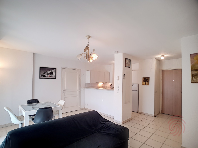 en location saisonnière Appartement Lamalou Les Bains - Photo 1