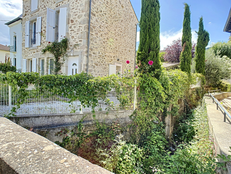 en location saisonnière Maison Lamalou Les Bains - Photo 1