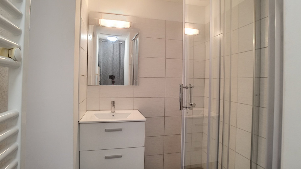 location Appartement rénové Bedarieux - Photo 6