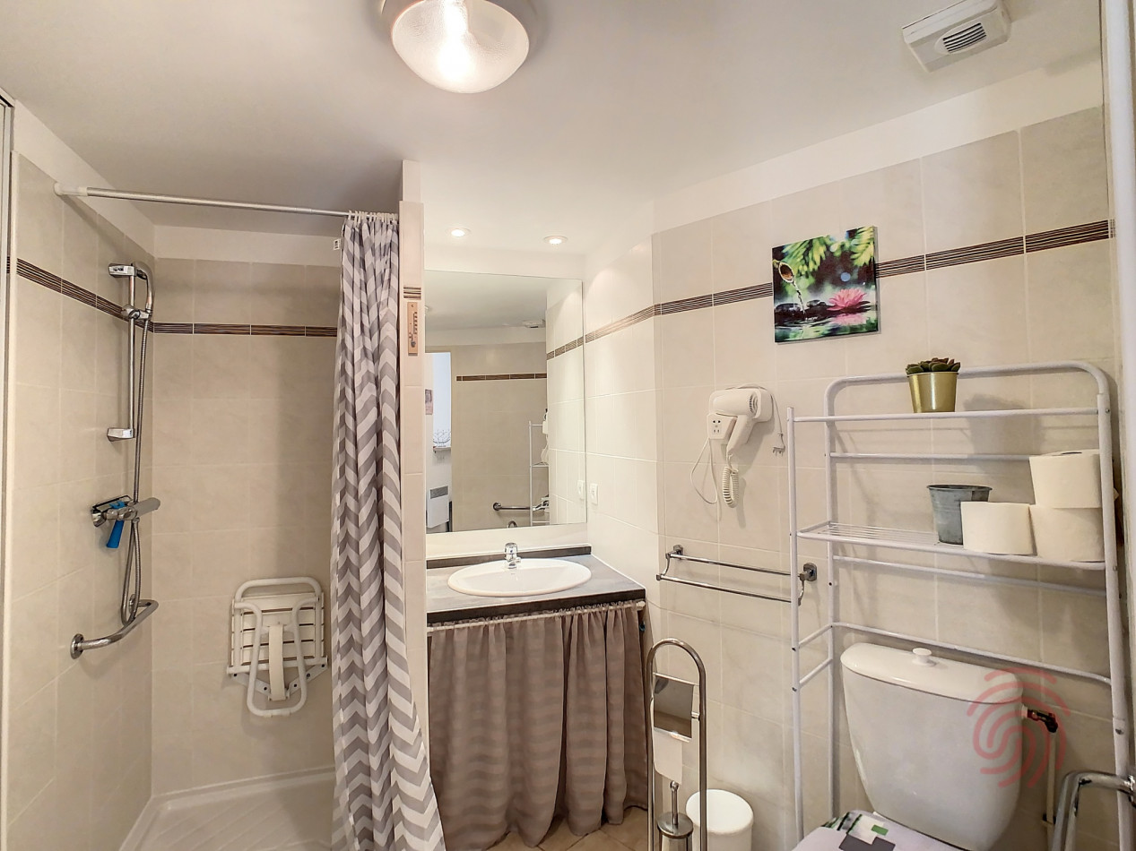 en location saisonnière Appartement Lamalou Les Bains - Photo 10