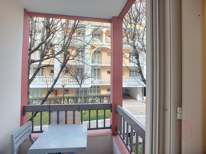 en location saisonnière Appartement Lamalou Les Bains - Photo 10