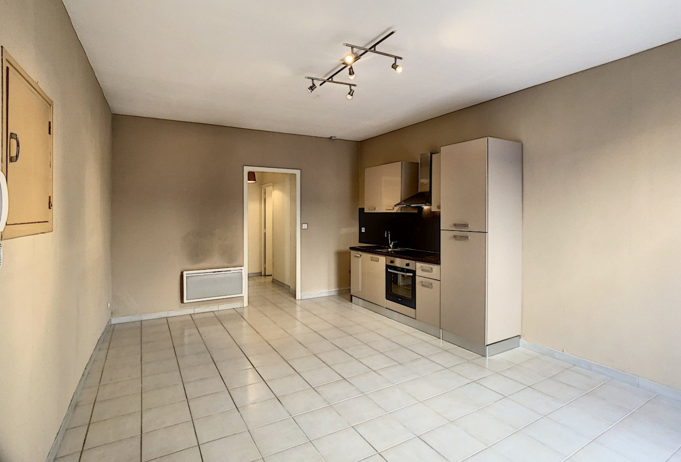 location Appartement Bedarieux - Photo 2