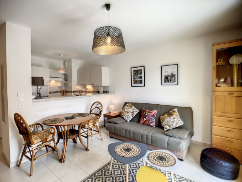 en location saisonnière Appartement Lamalou Les Bains - Photo 2