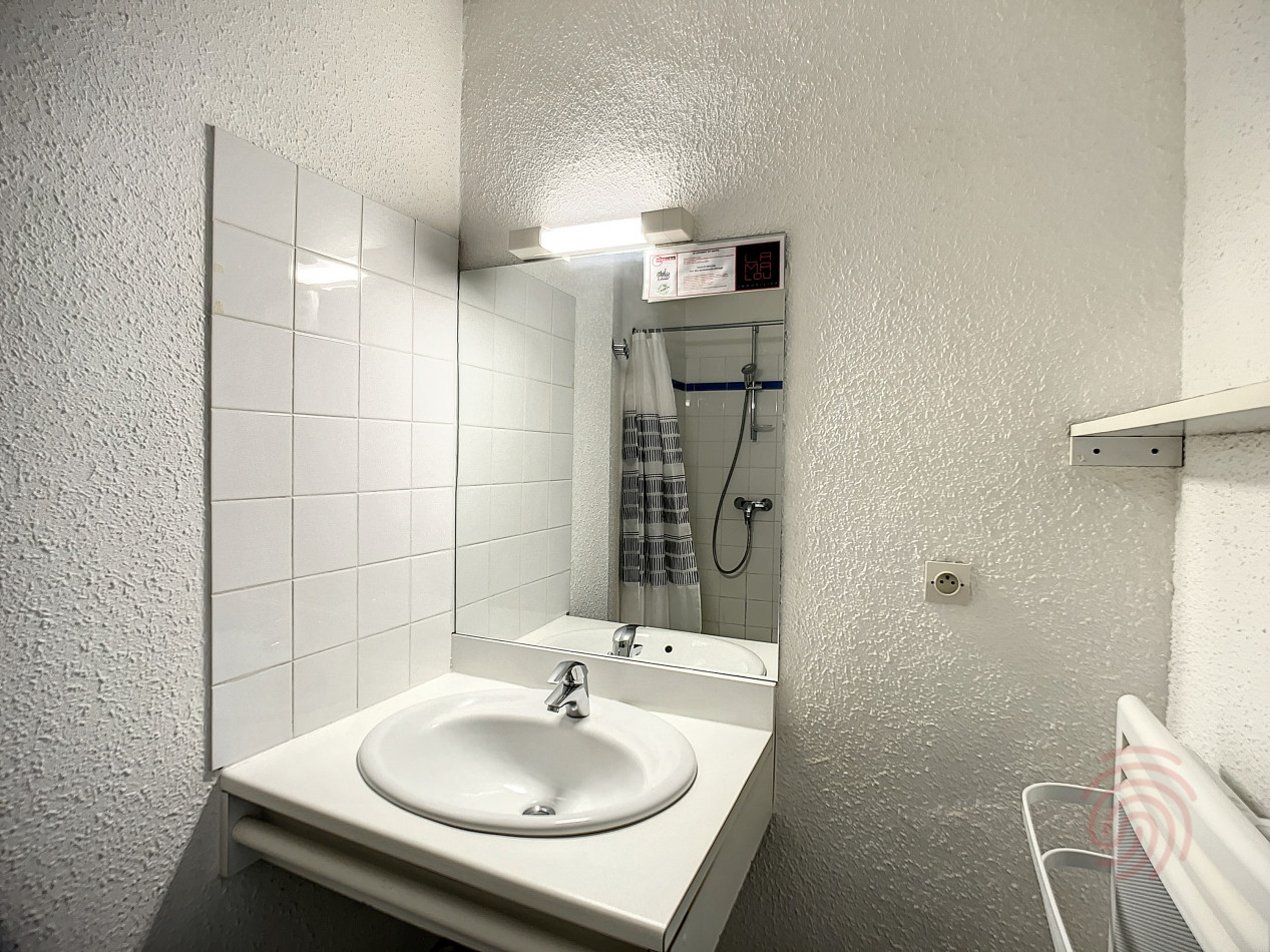 en location saisonnière Appartement Lamalou Les Bains - Photo 9