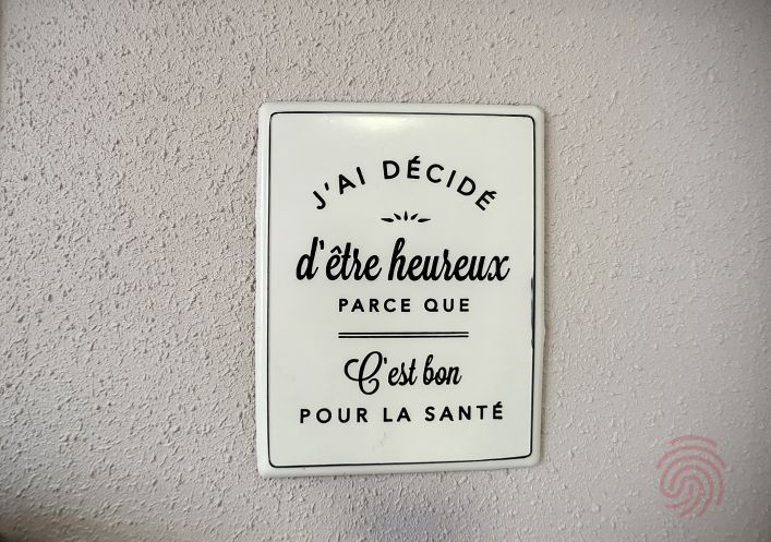 for seasonal lettings Appartement Lamalou Les Bains